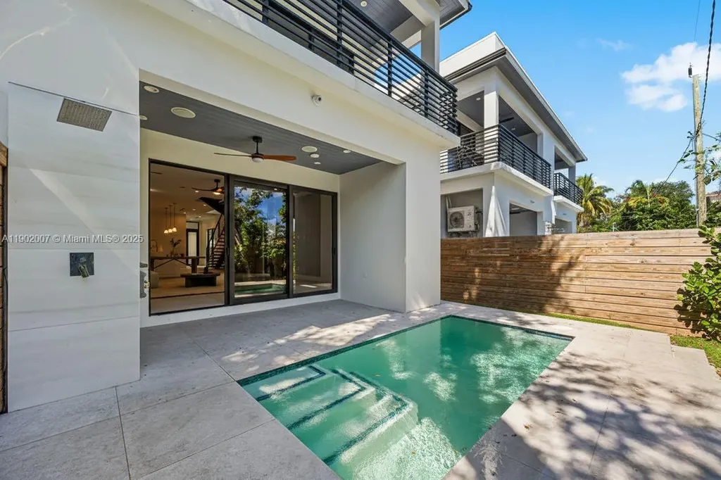 308 NE 14th Avenue Fort Lauderdale FL 33301