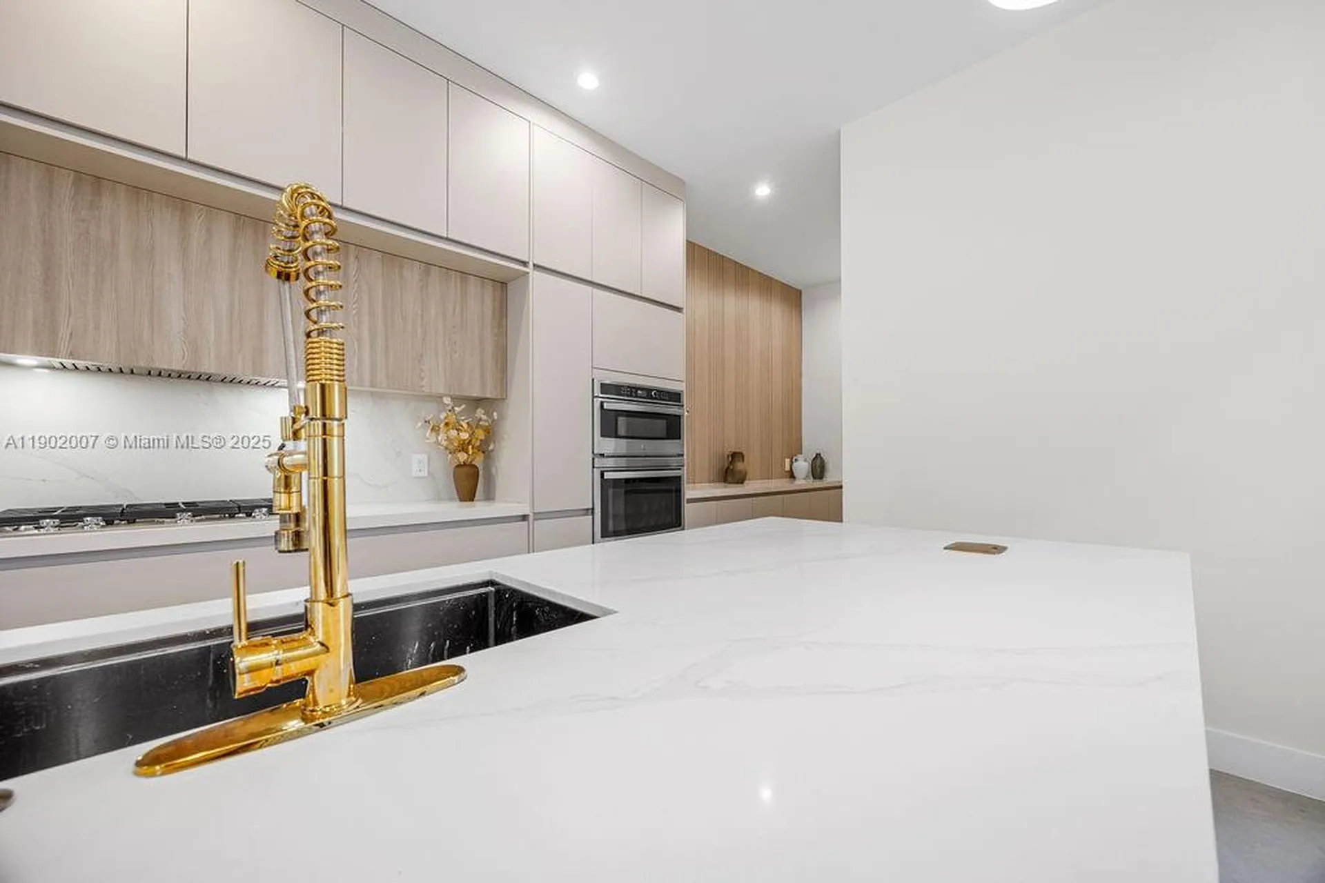 308 NE 14th Avenue Fort Lauderdale FL 33301