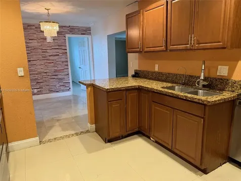 3441 NW 40th Court Lauderdale Lakes FL 33309