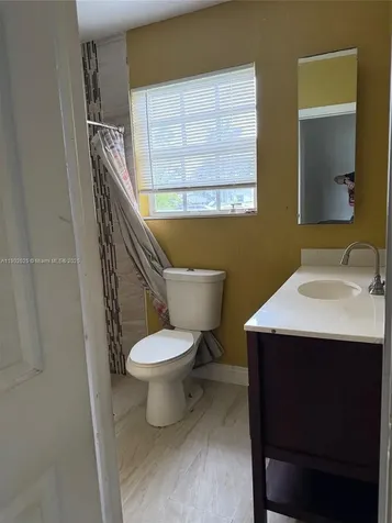 3441 NW 40th Court Lauderdale Lakes FL 33309