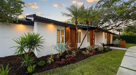 15321 SW 82nd Avenue Palmetto Bay FL 33157