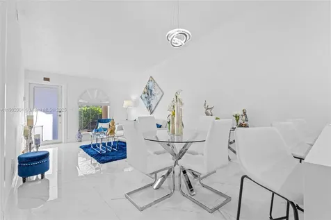 7539 NW 173rd Terrace Hialeah FL 33015