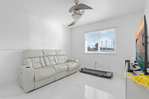 7539 NW 173rd Terrace Hialeah FL 33015
