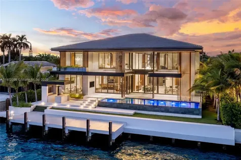 11404 N Bayshore Drive North Miami FL 33181