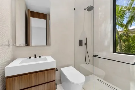 11404 N Bayshore Drive North Miami FL 33181