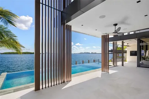 11404 N Bayshore Drive North Miami FL 33181