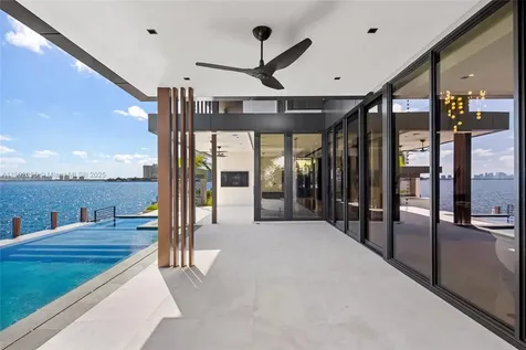 11404 N Bayshore Drive North Miami FL 33181