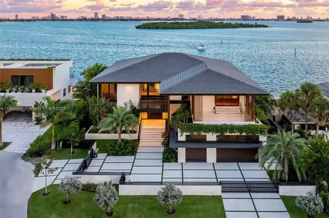 11404 N Bayshore Drive North Miami FL 33181