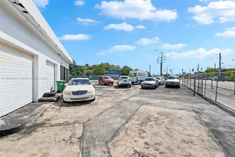 11815 NE 2nd Avenue Miami FL 33161