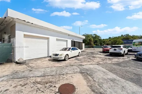 11815 NE 2nd Avenue Miami FL 33161