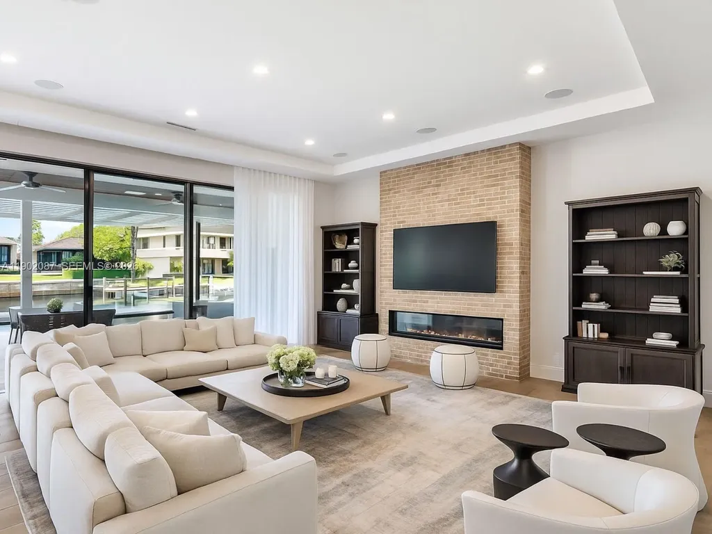 2605 Castilla Isle Fort Lauderdale FL 33301