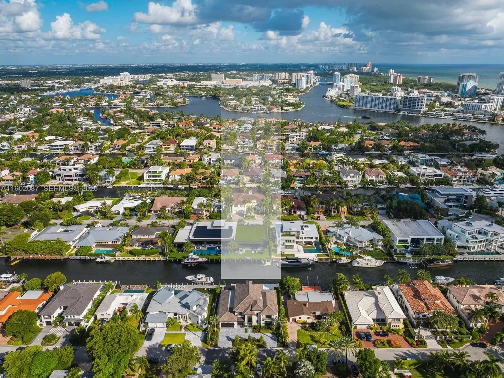 2605 Castilla Isle Fort Lauderdale FL 33301