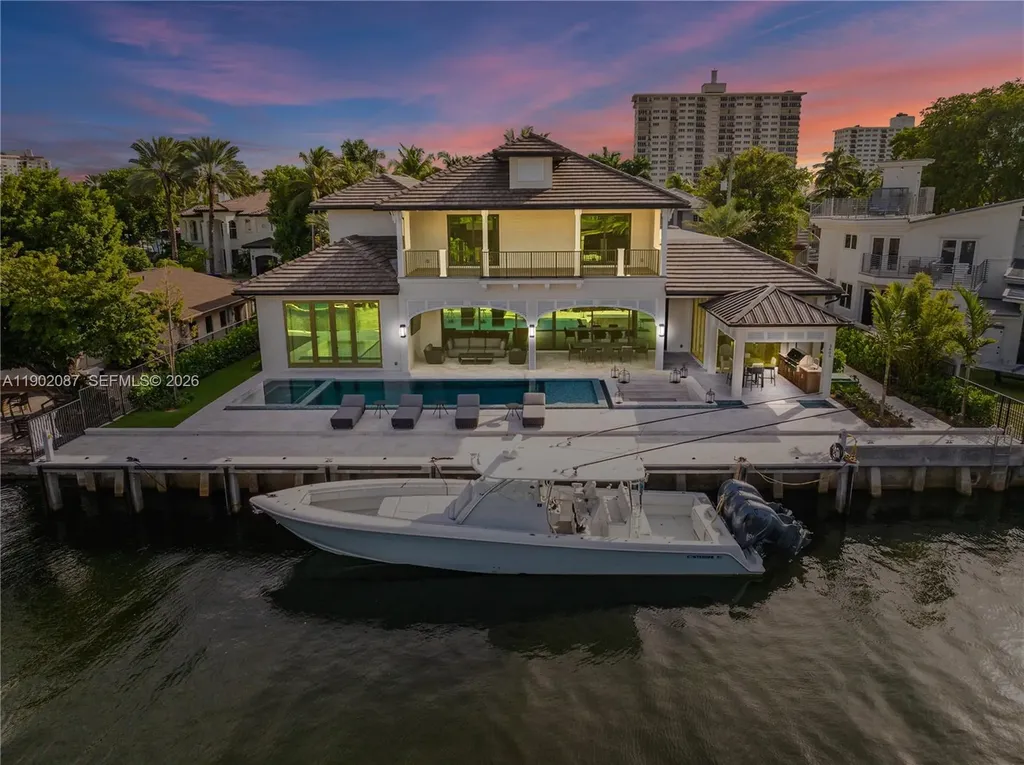 2605 Castilla Isle Fort Lauderdale FL 33301