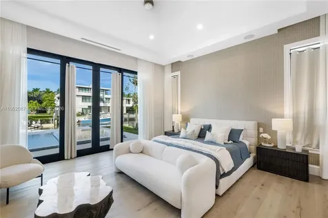 2605 Castilla Isle Fort Lauderdale FL 33301