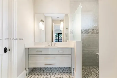 2605 Castilla Isle Fort Lauderdale FL 33301