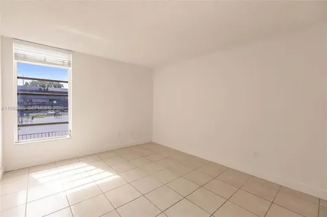 8821 W Flagler Street Miami FL 33174