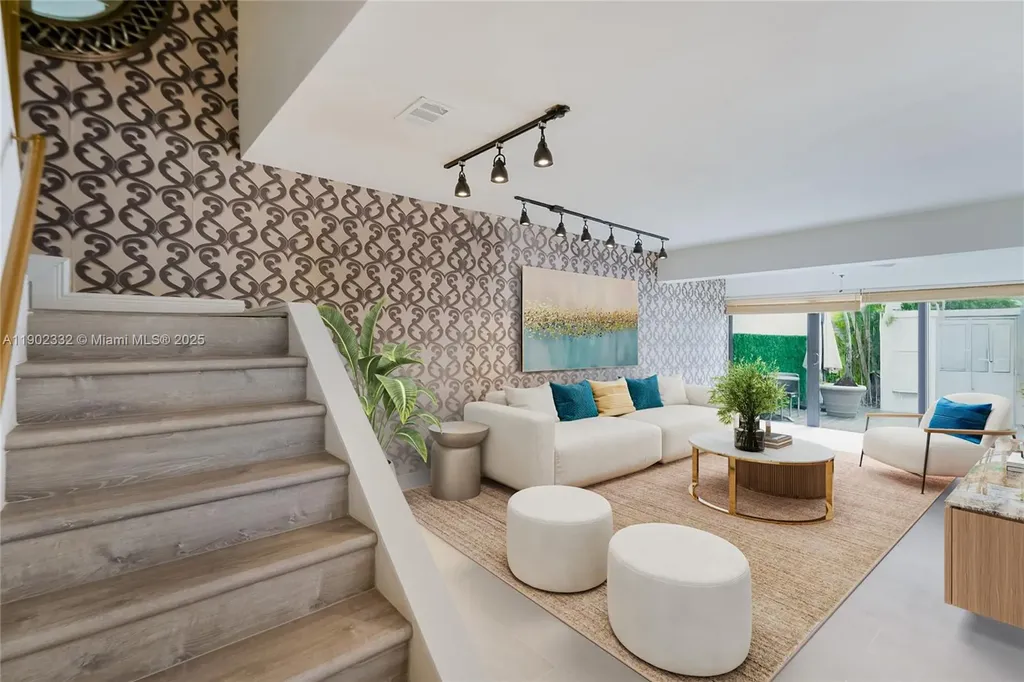 20940 Bay Court Aventura FL 33180