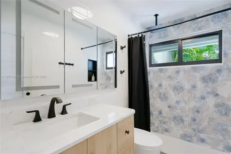 20940 Bay Court Aventura FL 33180