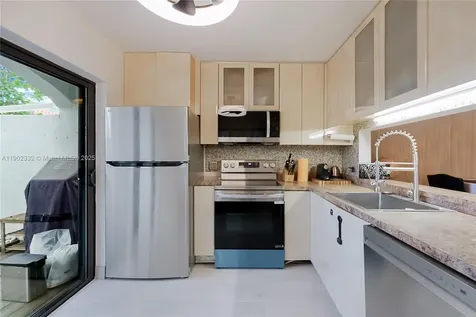 20940 Bay Court Aventura FL 33180