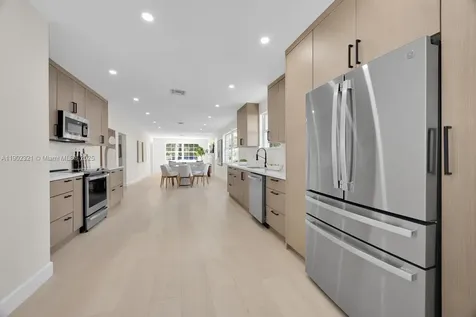 1213 La Mancha Avenue Coral Gables FL 33134