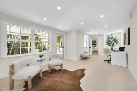 1213 La Mancha Avenue Coral Gables FL 33134