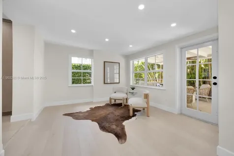 1213 La Mancha Avenue Coral Gables FL 33134