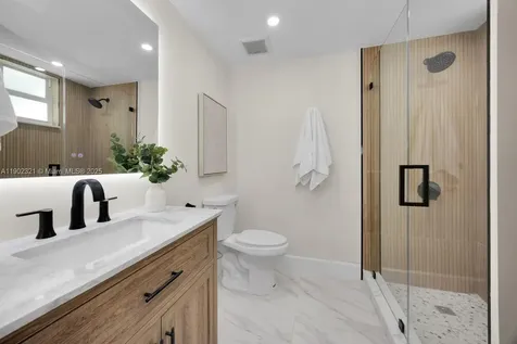 1213 La Mancha Avenue Coral Gables FL 33134