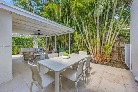 1213 La Mancha Avenue Coral Gables FL 33134