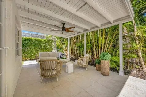 1213 La Mancha Avenue Coral Gables FL 33134