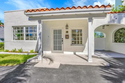 1213 La Mancha Avenue Coral Gables FL 33134