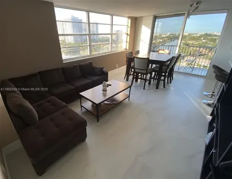 3161 S Ocean Drive Hallandale Beach FL 33009