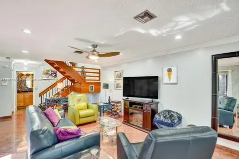 10026 NW 52nd Terrace Doral FL 33178
