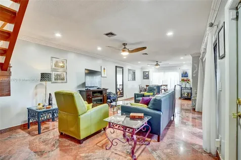 10026 NW 52nd Terrace Doral FL 33178