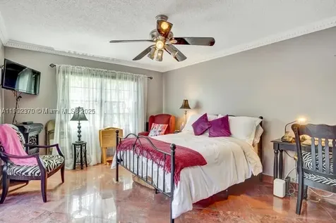 10026 NW 52nd Terrace Doral FL 33178