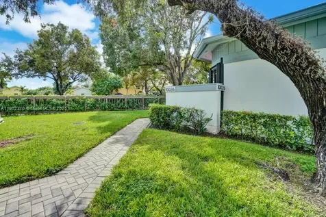 10026 NW 52nd Terrace Doral FL 33178
