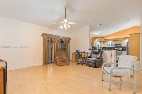 5641 Thistledown Terrace Davie FL 33331