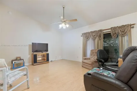 5641 Thistledown Terrace Davie FL 33331