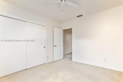 5641 Thistledown Terrace Davie FL 33331