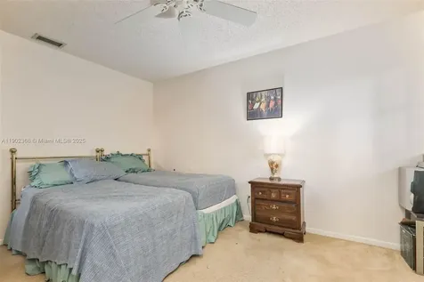 5641 Thistledown Terrace Davie FL 33331