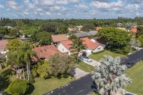 5641 Thistledown Terrace Davie FL 33331