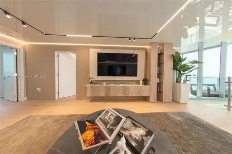 17121 Collins Avenue Sunny Isles Beach FL 33160