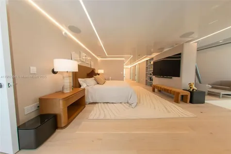 17121 Collins Avenue Sunny Isles Beach FL 33160
