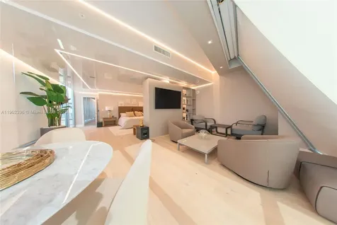 17121 Collins Avenue Sunny Isles Beach FL 33160
