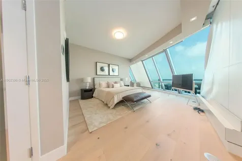 17121 Collins Avenue Sunny Isles Beach FL 33160