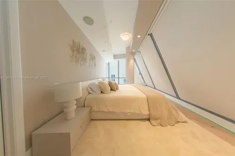 17121 Collins Avenue Sunny Isles Beach FL 33160