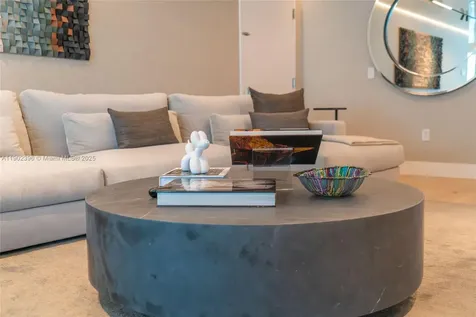 17121 Collins Avenue Sunny Isles Beach FL 33160