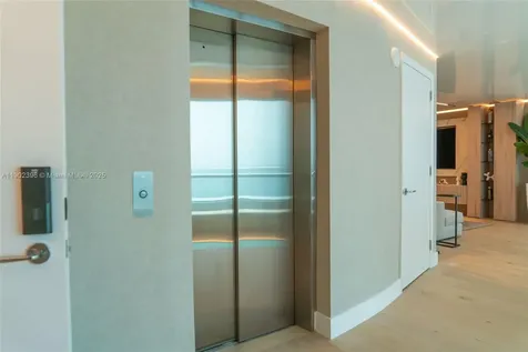 17121 Collins Avenue Sunny Isles Beach FL 33160