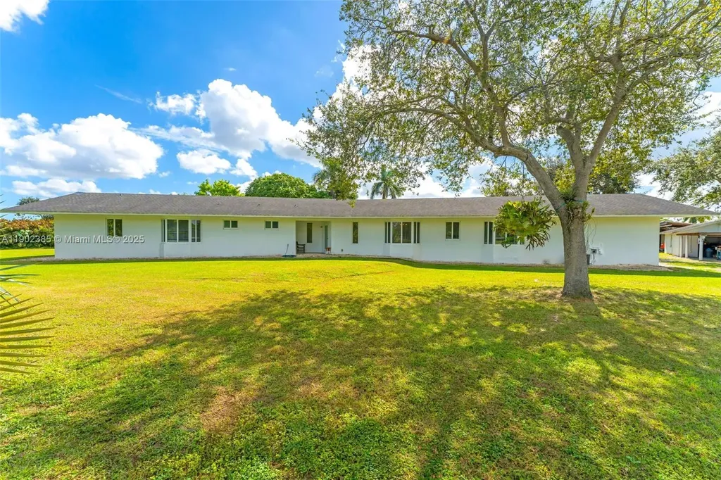 26715 SW 203rd Avenue Homestead FL 33031