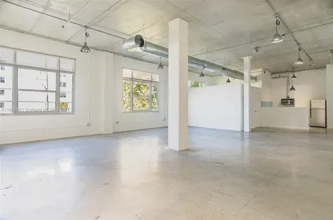 250 NW 23rd Miami FL 33127