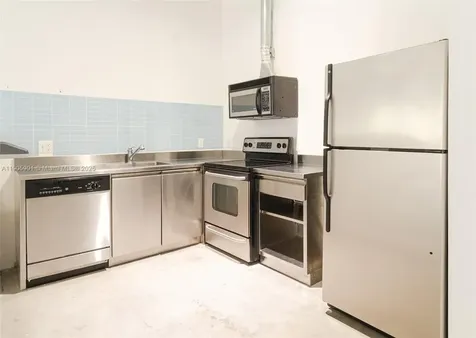 250 NW 23rd Miami FL 33127